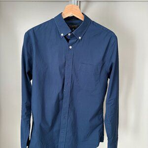 BANANA REPUBLIC | Men's Slim Fit Non-Iron Dress Shirt (SIZE S)